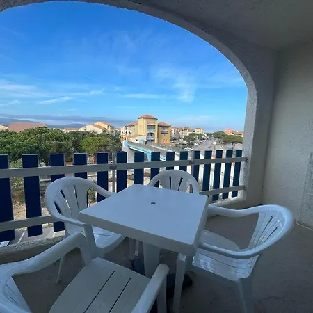 Le Grand Bleu-fouc Apartment *